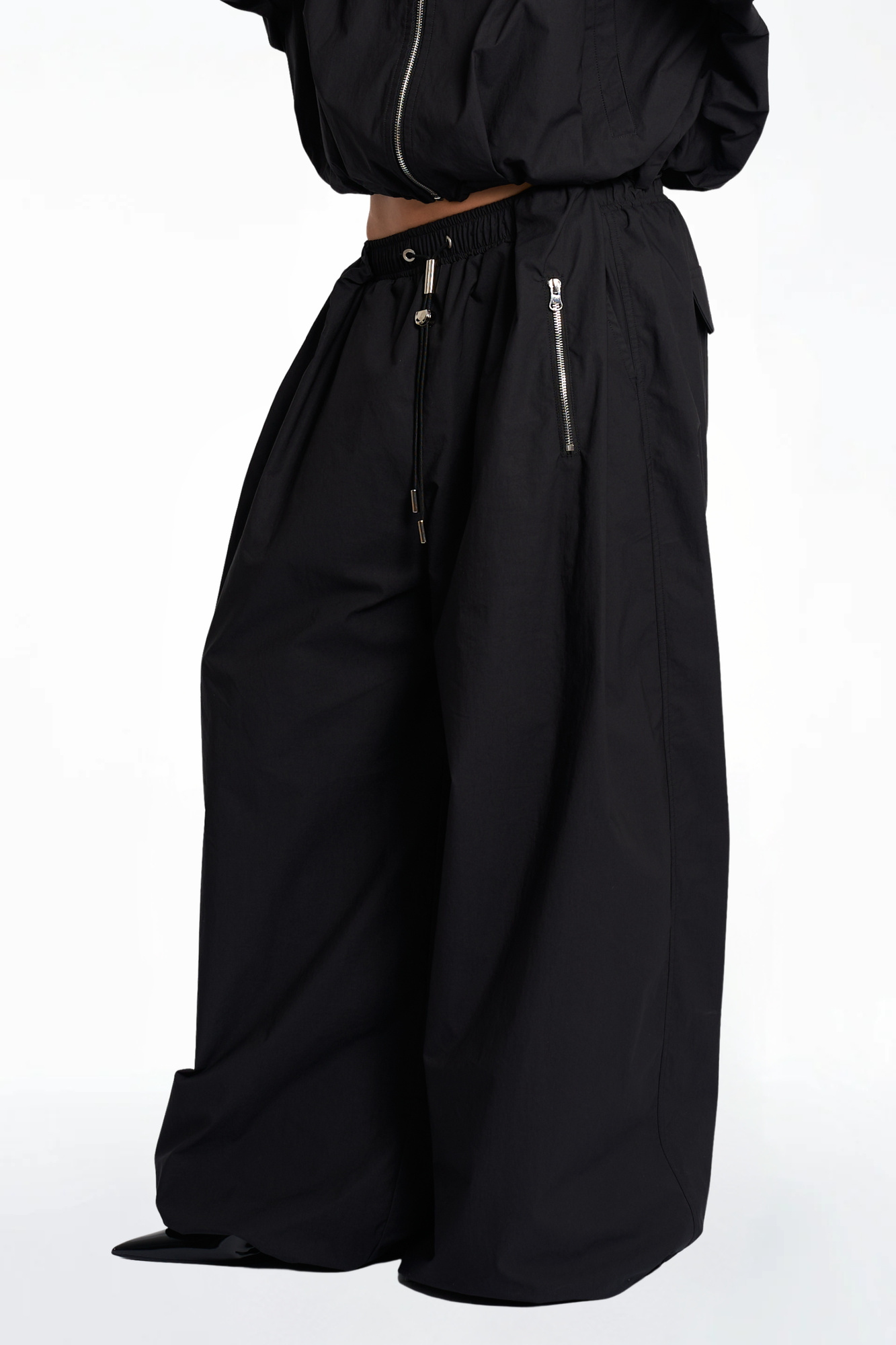 Product image number: 2