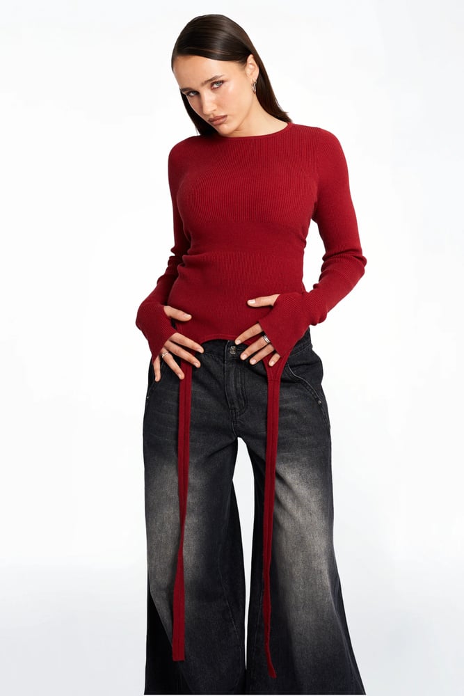 Longsleeve Strapped Knit